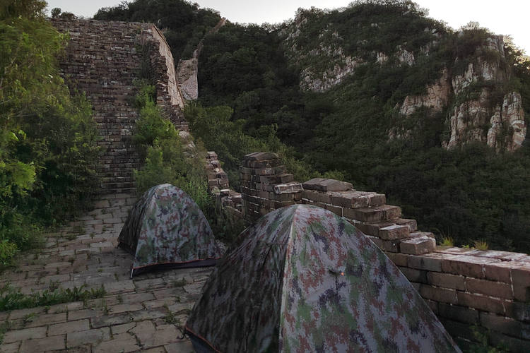 Zelten auf der Großen Mauer Jiankou